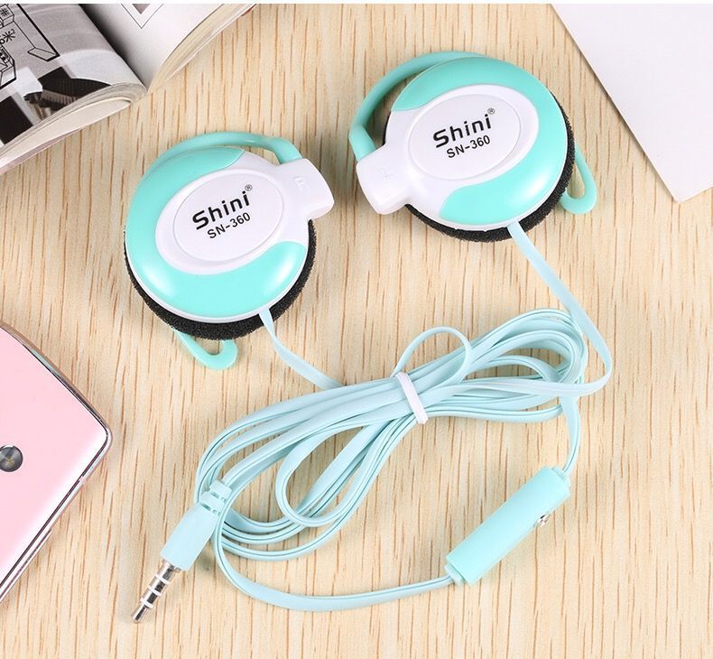 Ear Hook Earphones Round Hole Universal Heavy Bass HD Headset