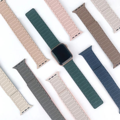 Magnetic Loop for Apple Watch Bands 44mm 40mm 49mm 45mm 41mm 38mm Silicone Bracelet iWatch Series 9 8 7 6 5 4 3 Se ultra 2 strap